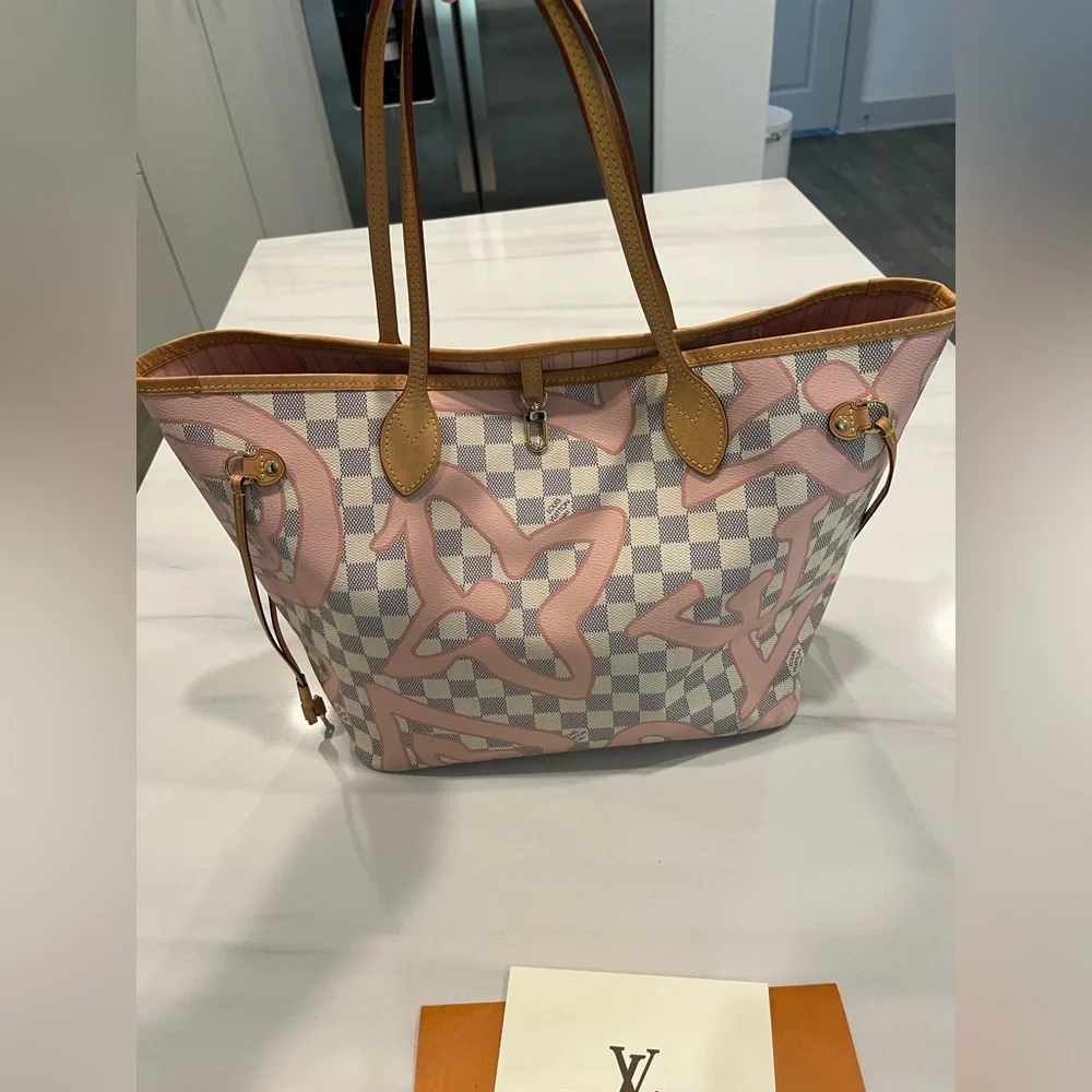 Louis Vuitton Damier Azur Tahitienne Neverfull w/Pouch MM - Picture 4 of 16